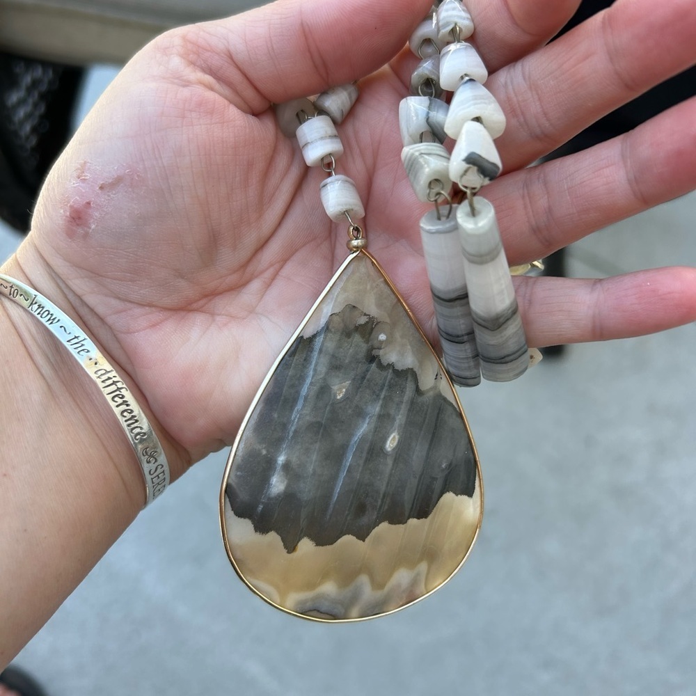 ONYX CALCITE Elegant Teardrop Pendant Necklace 26 inches 🖤